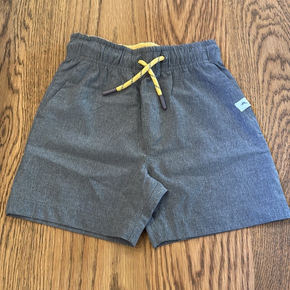 Tommy Bahama toddler bundle Boys Size 4 - Picture 2 of 8